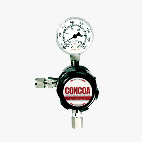 438 Series point-of-use regulator